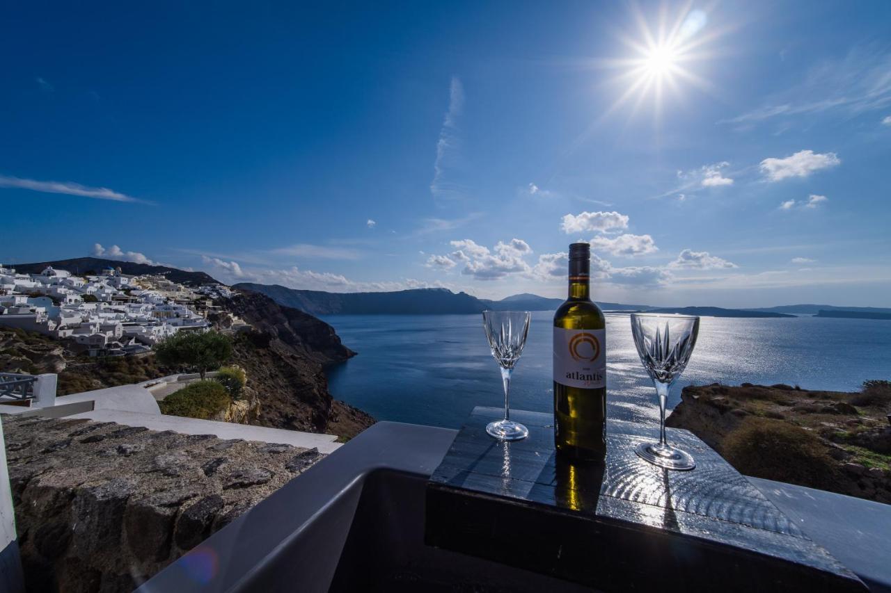 Solstice Luxury Suites Ия Экстерьер фото