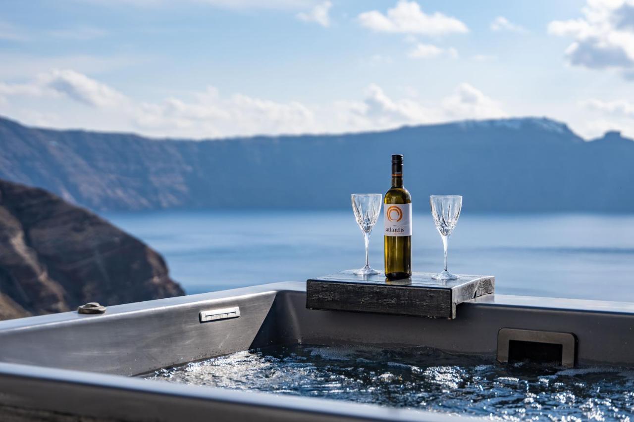 Solstice Luxury Suites Ия Экстерьер фото