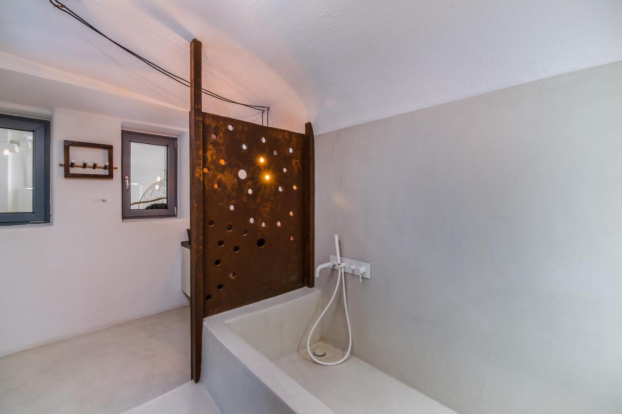 Solstice Luxury Suites Ия Экстерьер фото