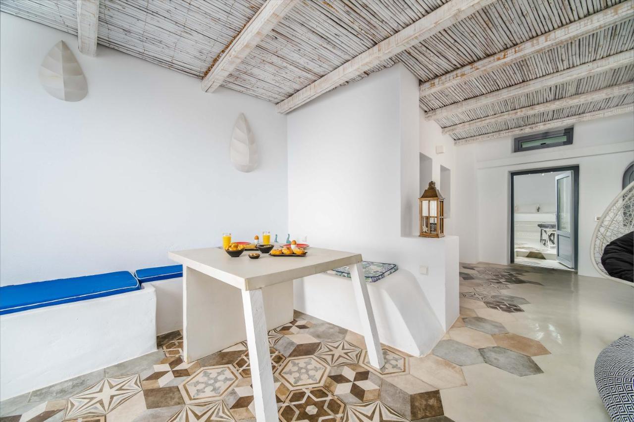 Solstice Luxury Suites Ия Экстерьер фото